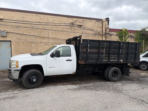 Used 2011 Chevrolet Silverado 3500 W/T RWD image 14