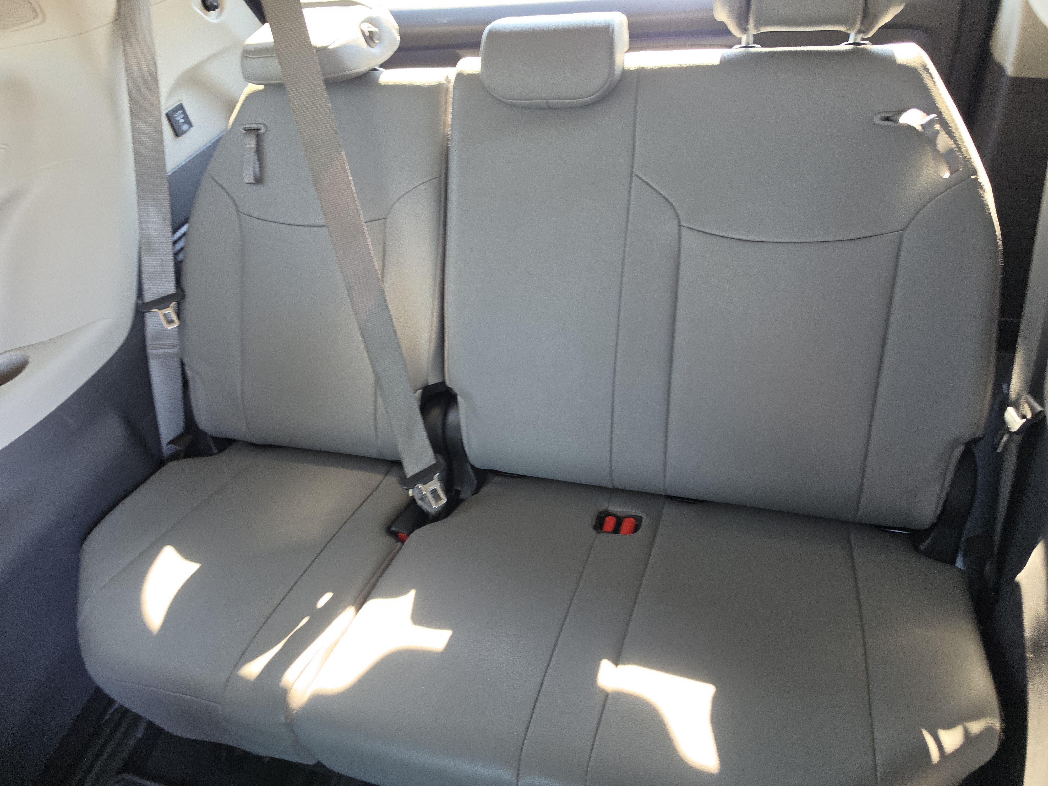 Certified 2024 Toyota Sienna Limited AWD/4WD image 11