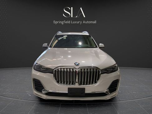 Used 2019 BMW X7 xDrive40i w/ Premium Package AWD/4WD image 2
