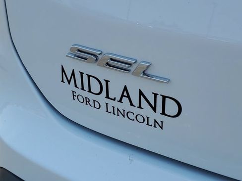 Certified 2024 Ford Edge SEL w/ Convenience Package AWD/4WD image 6