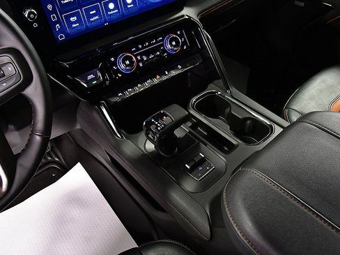 Used 2024 GMC Sierra 1500 AT4 w/ AT4 Preferred Package image 26