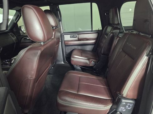 Used 2016 Ford Expedition EL Platinum image 24