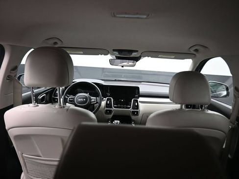 Used 2023 Kia Sorento S FWD image 42