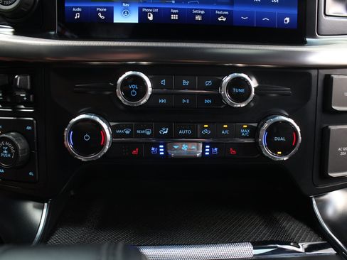 Used 2023 Ford F150 Raptor w/ Raptor Carbon Fiber Package AWD/4WD image 88