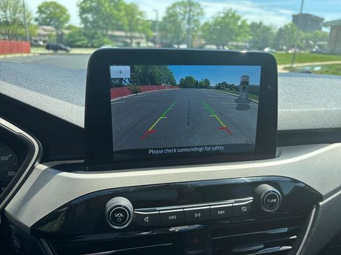 Used 2020 Ford Escape SEL FWD image 17