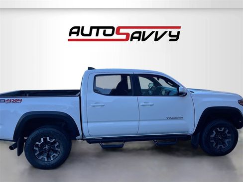 Used 2023 Toyota Tacoma TRD Off-Road image 8