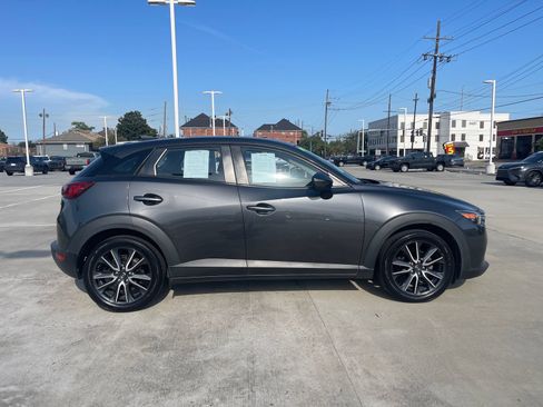 Used 2018 MAZDA CX-3 Touring w/ Preferred Equipment Package FWD image 8