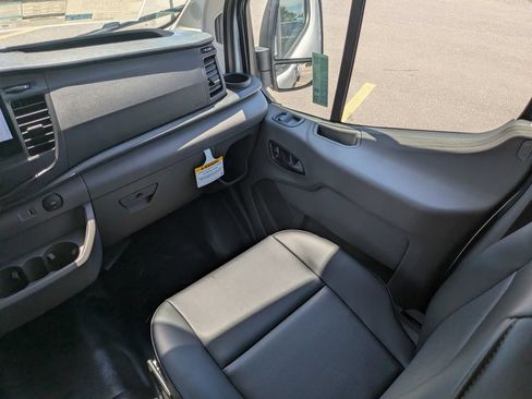 New 2027 Ford Transit 250 Low Roof RWD image 16