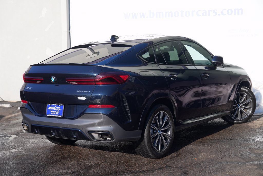 Used 2023 BMW X6 xDrive40i w/ Executive Package AWD/4WD image 3