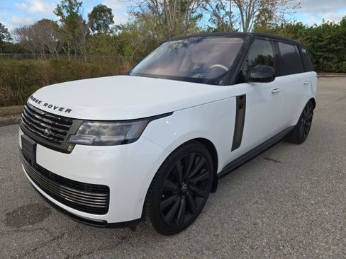 Used 2023 Land Rover Range Rover SV image 1