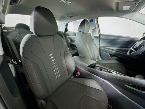 New 2026 Hyundai Elantra Blue FWD image 25