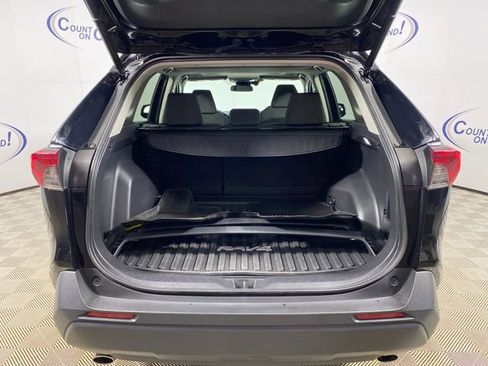 Certified 2023 Toyota RAV4 XLE w/ Convenience Package image 6