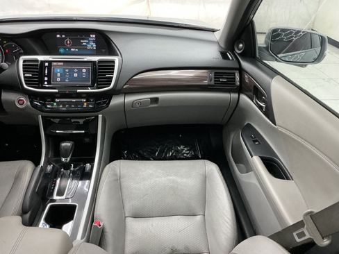 Used 2016 Honda Accord EX-L image 29