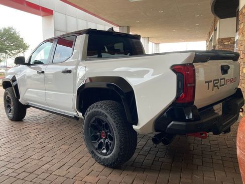 New 2026 Toyota Tacoma TRD Pro AWD/4WD image 5