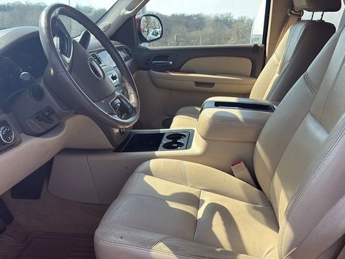 Used 2008 GMC Sierra 1500 SLT w/ SLE/SLT Trailering Package image 9