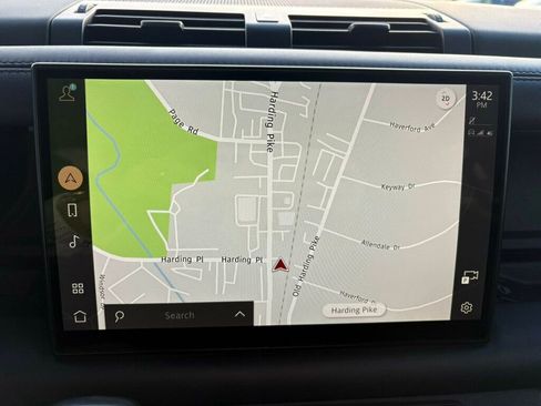 Used 2023 Land Rover Defender 110 Carpathian Edition image 39