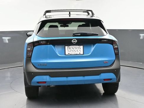 New 2026 Nissan Kicks SR FWD image 38