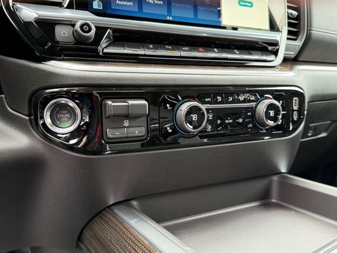 New 2026 Chevrolet Silverado 2500 LT w/ Z71 Chrome Sport Edition image 27