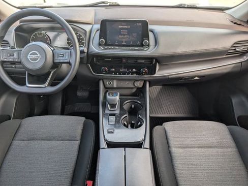 Used 2021 Nissan Rogue SV FWD image 24