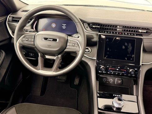 New 2025 Jeep Grand Cherokee L Laredo AWD/4WD image 20