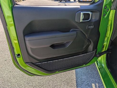 New 2026 Jeep Gladiator Sport image 11