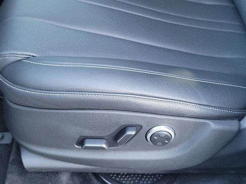 Used 2025 Genesis GV80 2.5T Standard image 35