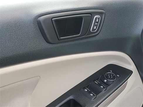 Used 2021 Ford EcoSport S image 11