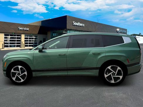 New 2026 Hyundai Ioniq 9 Calligraphy w/ Tow & Go Package image 3