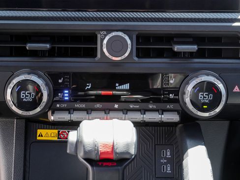 Certified 2024 Toyota Tacoma TRD Pro AWD/4WD image 40