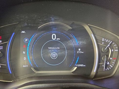 Used 2020 Hyundai Santa Fe SEL FWD image 16