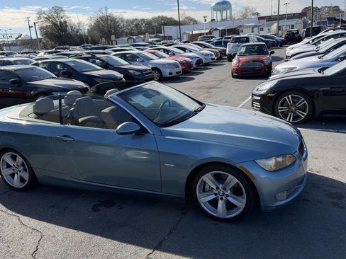 Used 2009 BMW 335i Convertible image 5