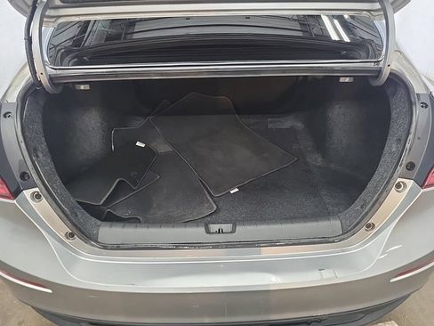 Used 2020 Honda Insight EX image 6