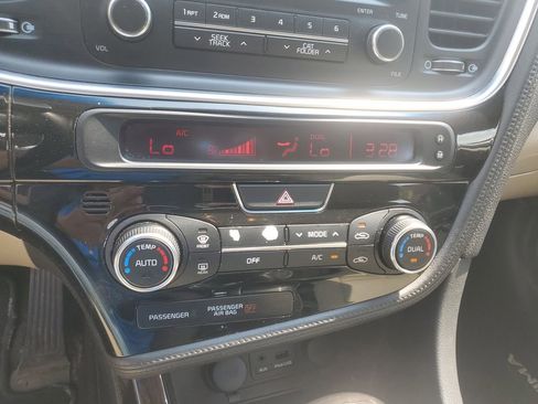 Used 2015 Kia Optima EX image 23