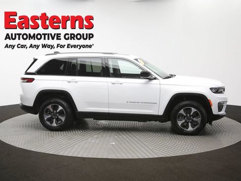 Used 2022 Jeep Grand Cherokee Limited 4xe w/ Luxury Tech Group II AWD/4WD image 49