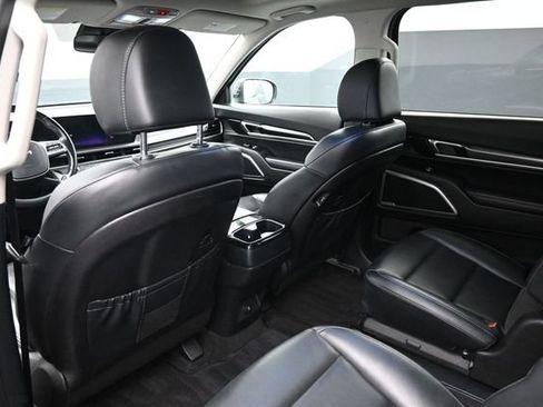 Used 2025 Kia Telluride S AWD/4WD image 18