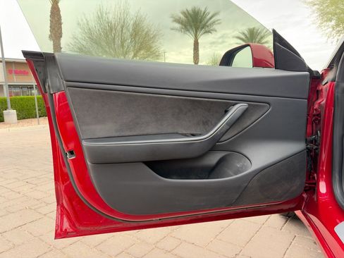 Used 2018 Tesla Model 3 Long Range image 7