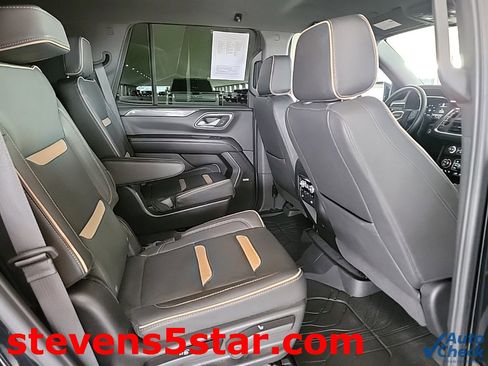 Used 2024 GMC Yukon AT4 image 8