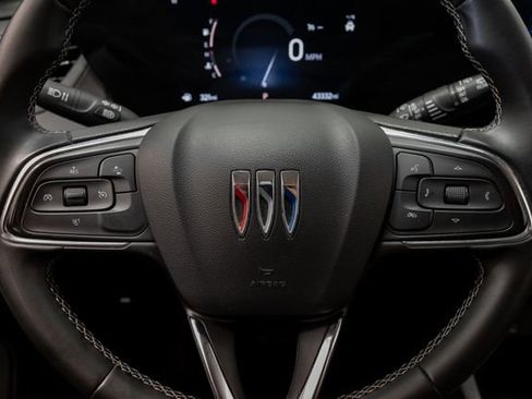 Used 2025 Buick Encore GX Preferred image 12