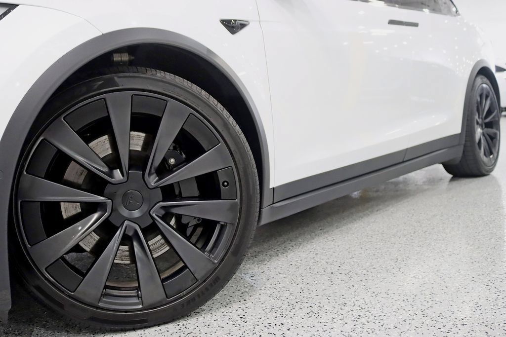 Used 2022 Tesla Model X Plaid AWD/4WD image 4
