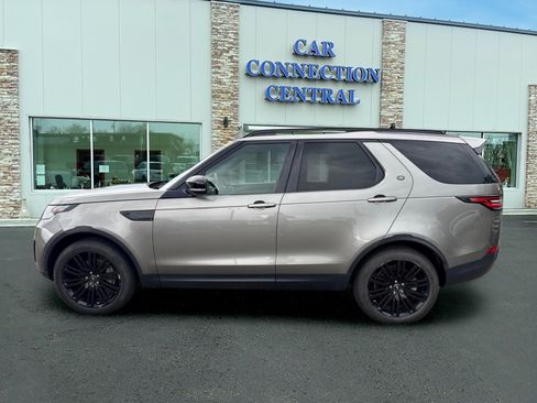 Used 2018 Land Rover Discovery HSE Luxury AWD/4WD image 2
