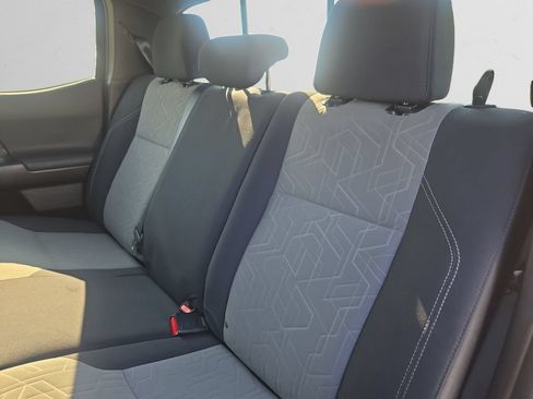 Used 2021 Toyota Tacoma TRD Sport AWD/4WD image 14