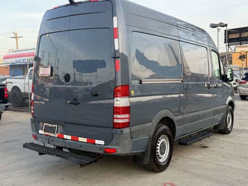 Used 2018 Mercedes-Benz Sprinter 2500 image 24