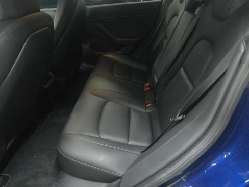 Used 2018 Tesla Model 3 Long Range image 23