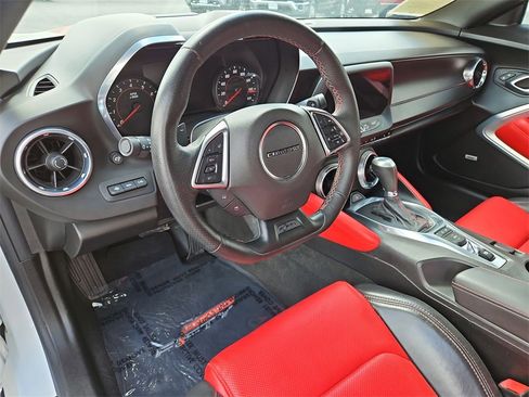 Used 2017 Chevrolet Camaro LT image 16