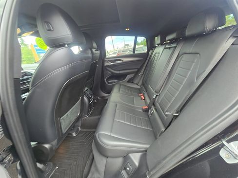 Used 2019 BMW X4 xDrive30i w/ M Sport Package AWD/4WD image 16