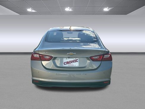 Used 2024 Chevrolet Malibu LT image 4