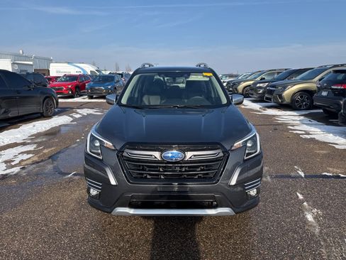 Used 2022 Subaru Forester Touring image 10