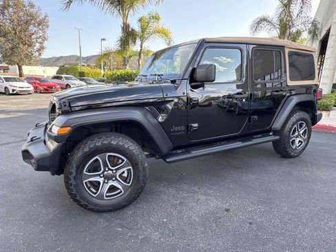Used 2020 Jeep Wrangler Unlimited Sport image 14