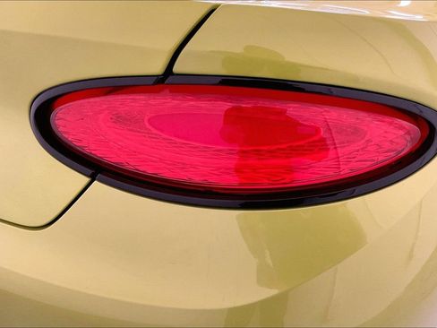 Used 2024 Bentley Continental GT image 30