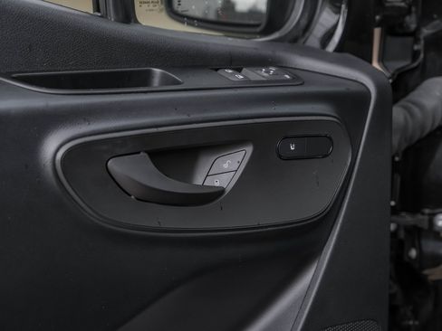 Used 2024 Mercedes-Benz Sprinter 3500 image 68